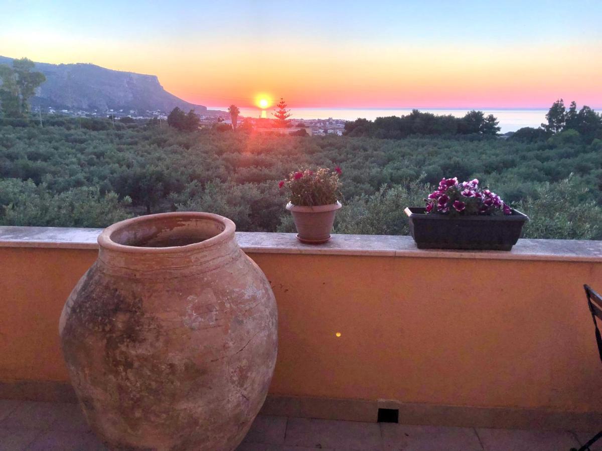 Casale Belvedere Vista Mare Valderice Exterior photo