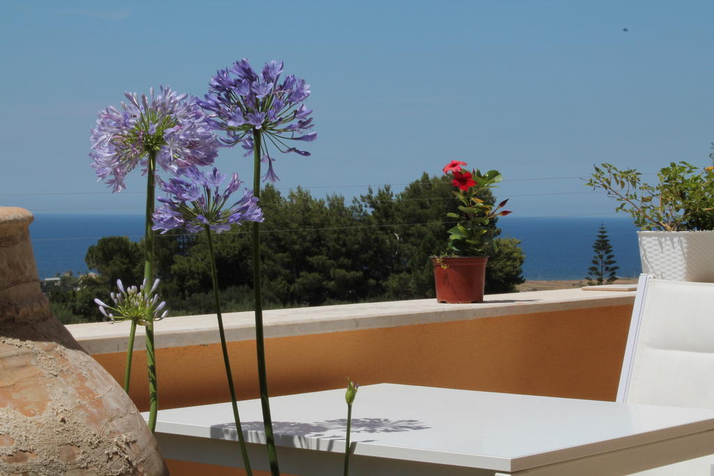 Casale Belvedere Vista Mare Valderice Exterior photo